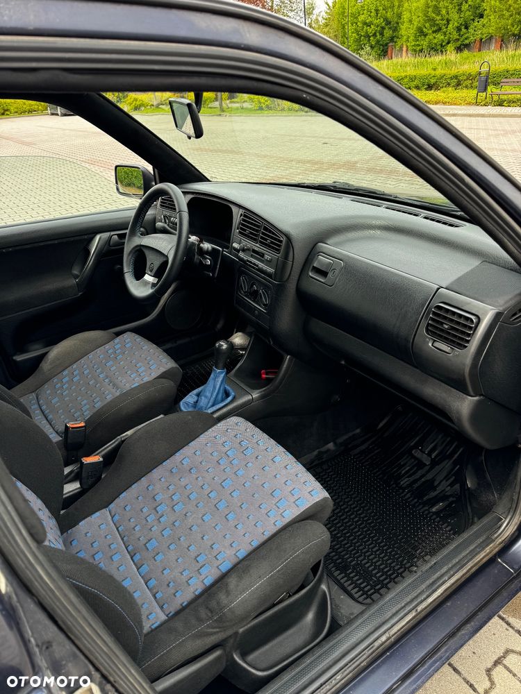 Volkswagen Golf 1.9 GTD TD - 10