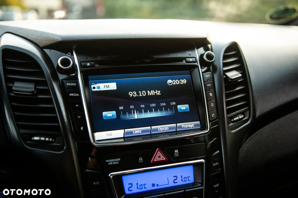 Hyundai i30 1.6 T GDI Turbo - 23