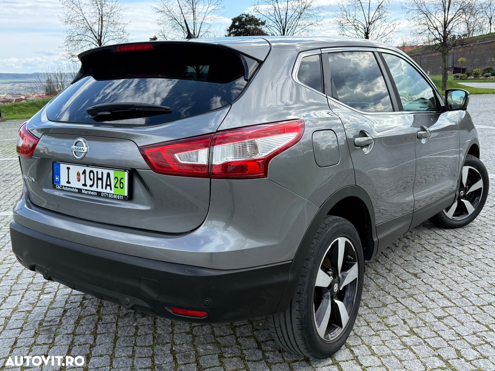 Nissan Qashqai 1.6 DCI ALL-MODE 4x4i TEKNA+ - 3