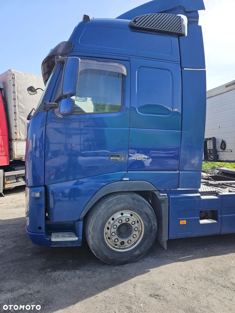 owiewka zakabinowa volvo fh13 lewa i prawa - 2