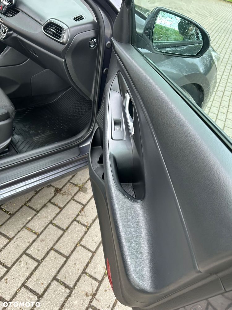 Hyundai i30 - 13