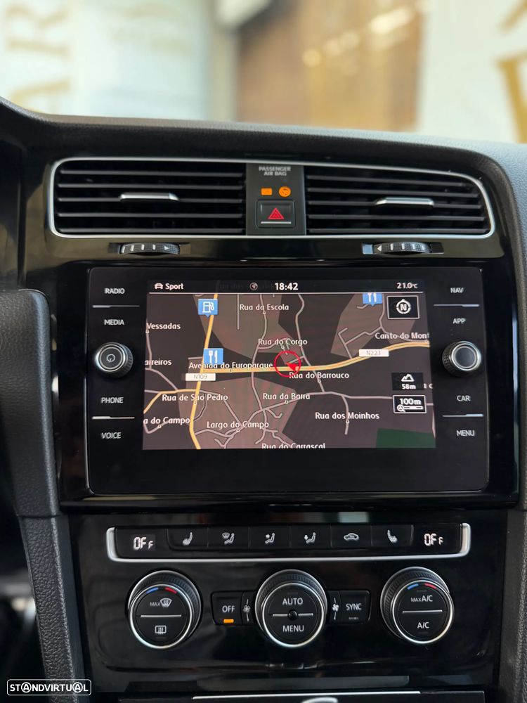 VW Golf 2.0 TSI GTI DSG Performance - 35