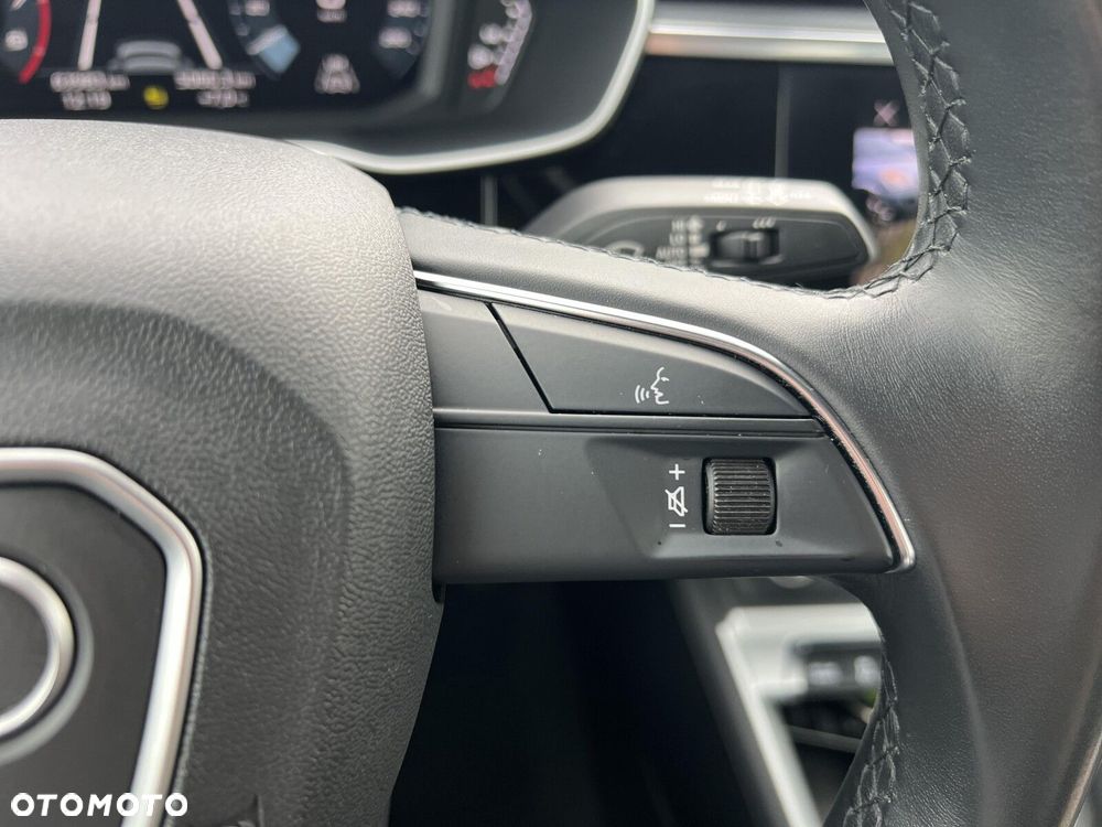 Audi Q3 Sportback - 14