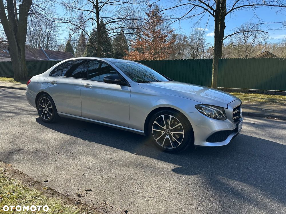 Mercedes-Benz Klasa E 220 d 9G-TRONIC Sportstyle Edition - 7