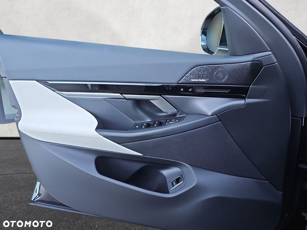 BMW Seria 5 - 17