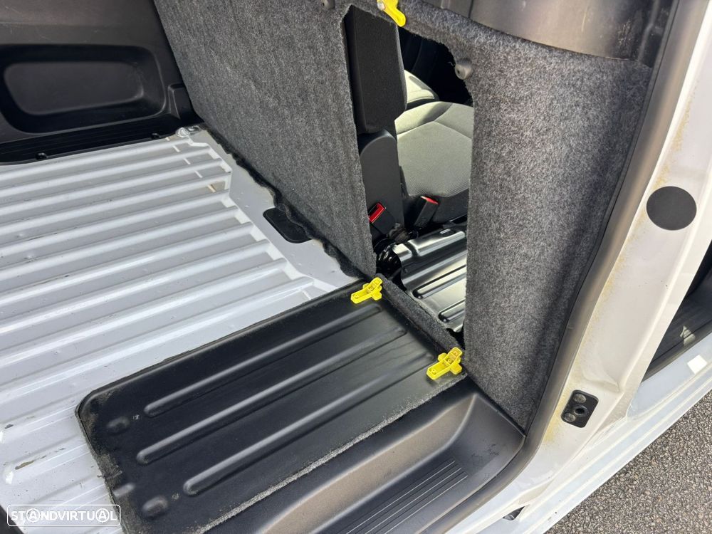 Opel Combo 1.5 102cv 3 LUG - LONGA - AC - IVA DEDUTÍVEL - 9