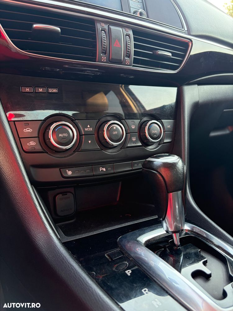Mazda 6 CD175 AT Revolution Top - 11