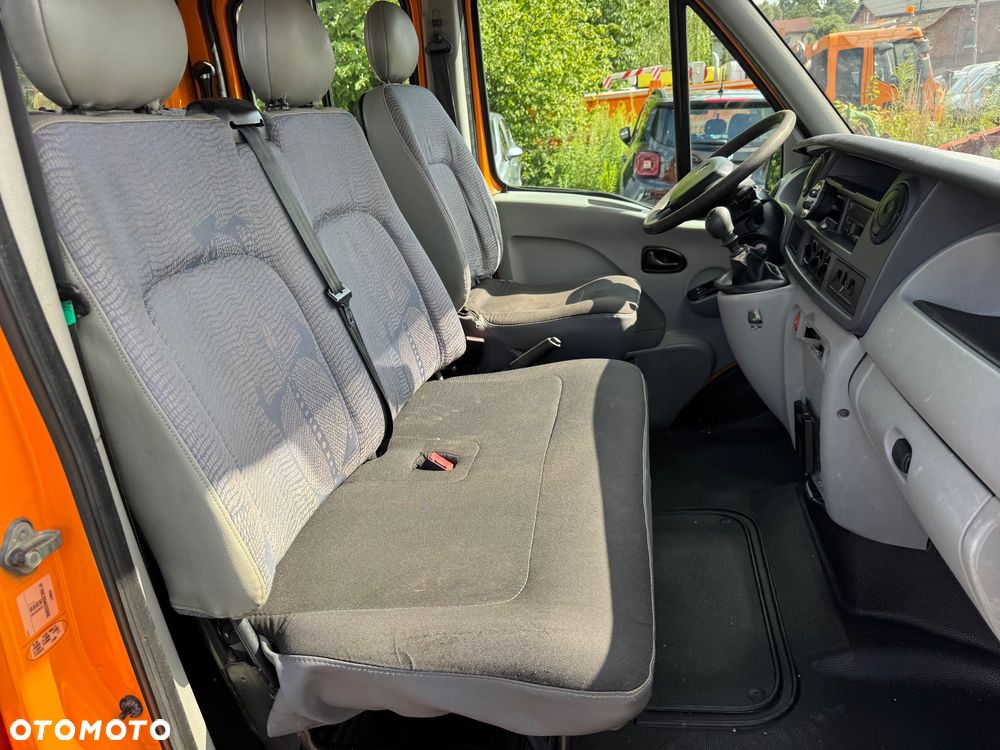 Renault Master Wywrotka brygadowka 7 osób doka  2008. 2.5DCi  Kiper I wł. Wywrot - 18