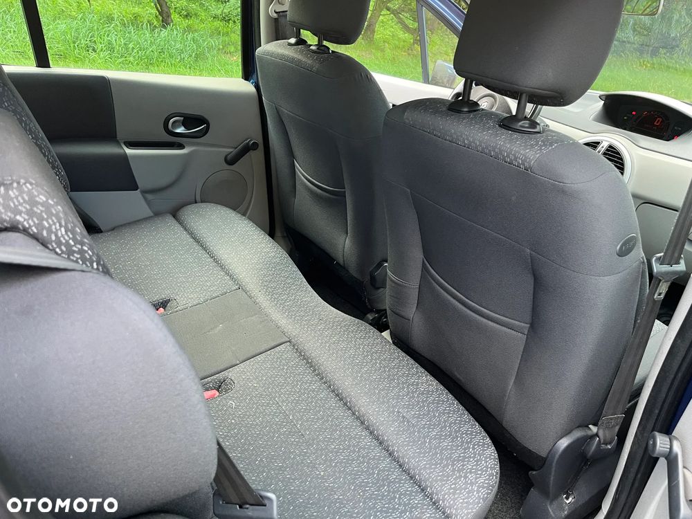 Renault Modus 1.2 16V Cite - 12