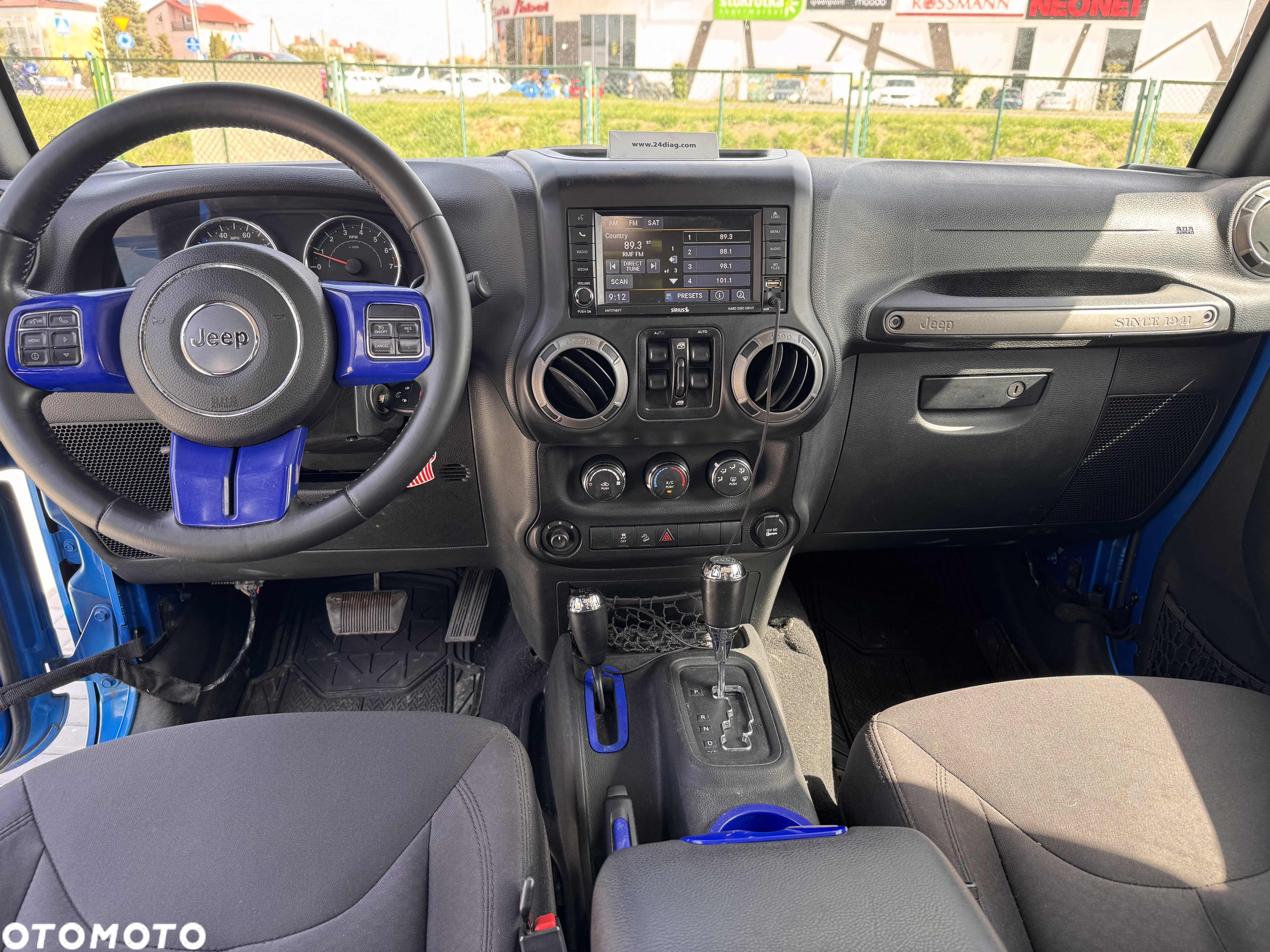 Jeep Wrangler - 7