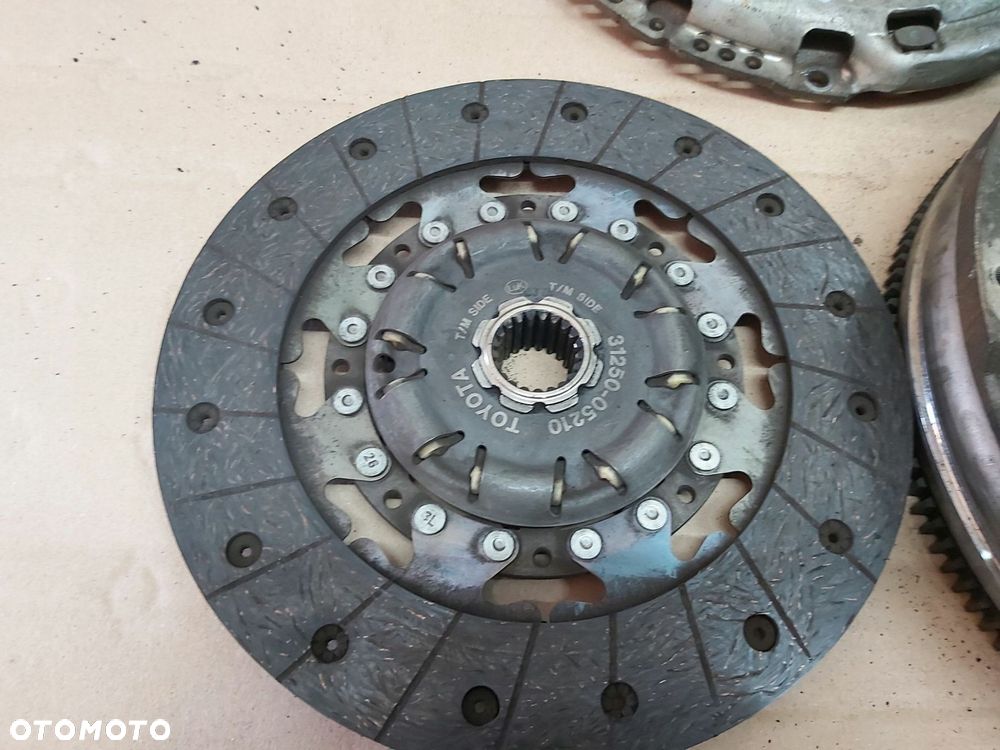 BMW Mini Toyota Verso Avensis T27 Dwumasa sprzęgło docisk 1,6 d4d - 2