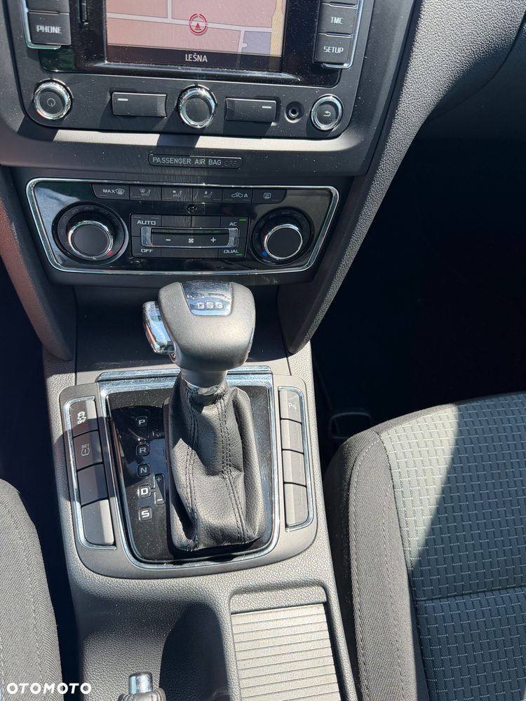 Skoda Superb 1.8 TSI Ambition DSG - 19