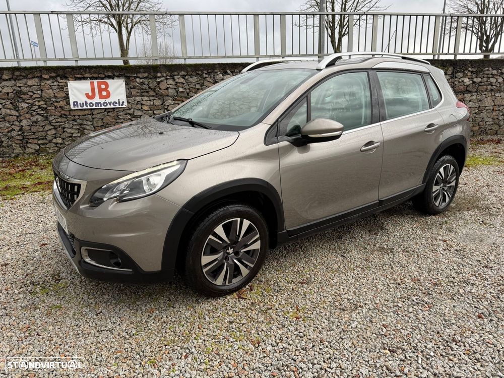 Peugeot 2008 1.2 PureTech Allure - 1