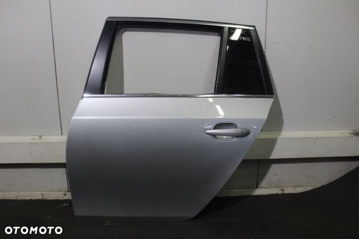 DRZWI LEWY TYŁ BMW 5 530D E60 354/7 - 1