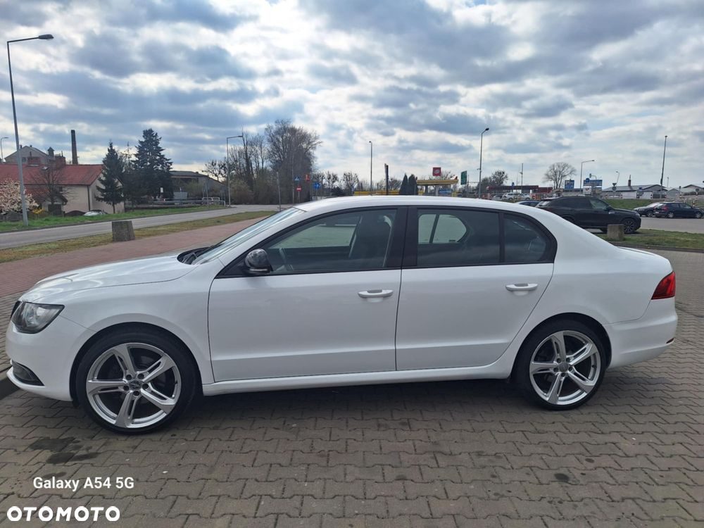 Skoda Superb 2.0 TDI Comfort - 5