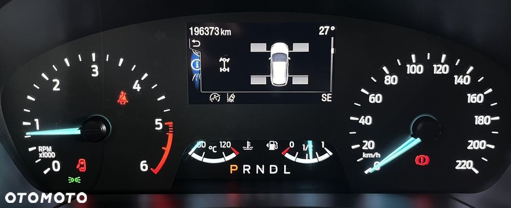 Ford Kuga 2.0 EcoBlue 4x4 TITANIUM X - 10