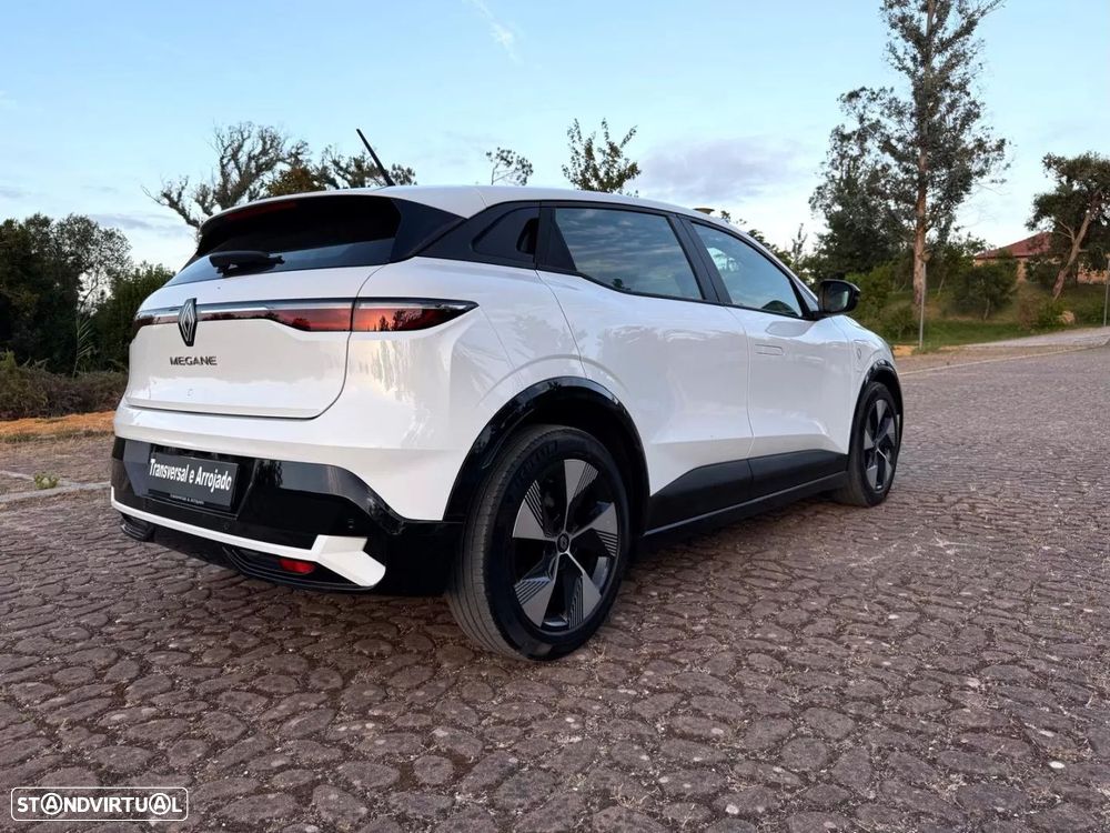 Renault Mégane E-Tech EV40 130hp standard charge Equilibre — fotografia 19