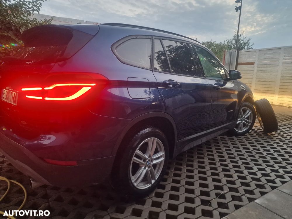 BMW X1 xDrive20d Aut. Sport Line - 3