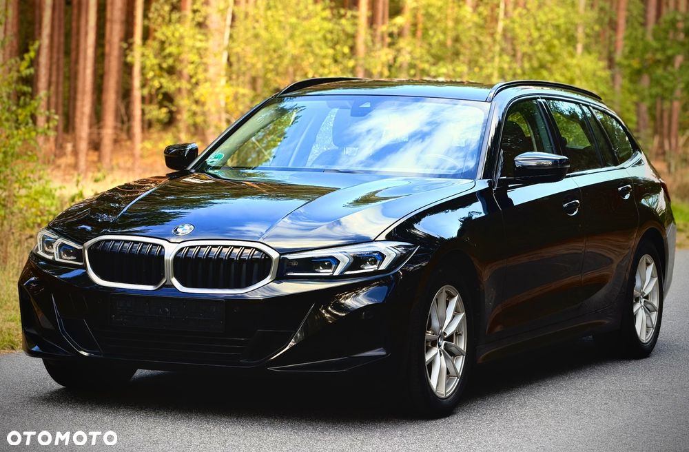 BMW Seria 3 2022 photo 2