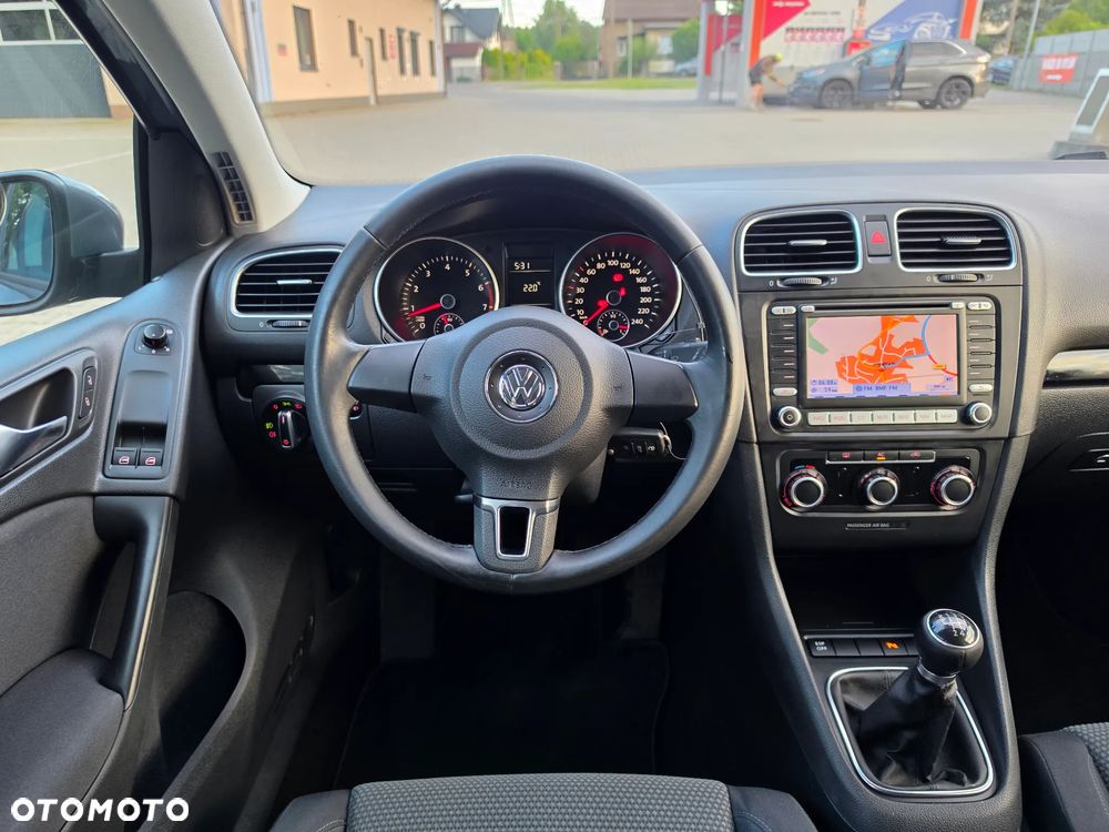 Volkswagen Golf 1.4 TSI United - 15