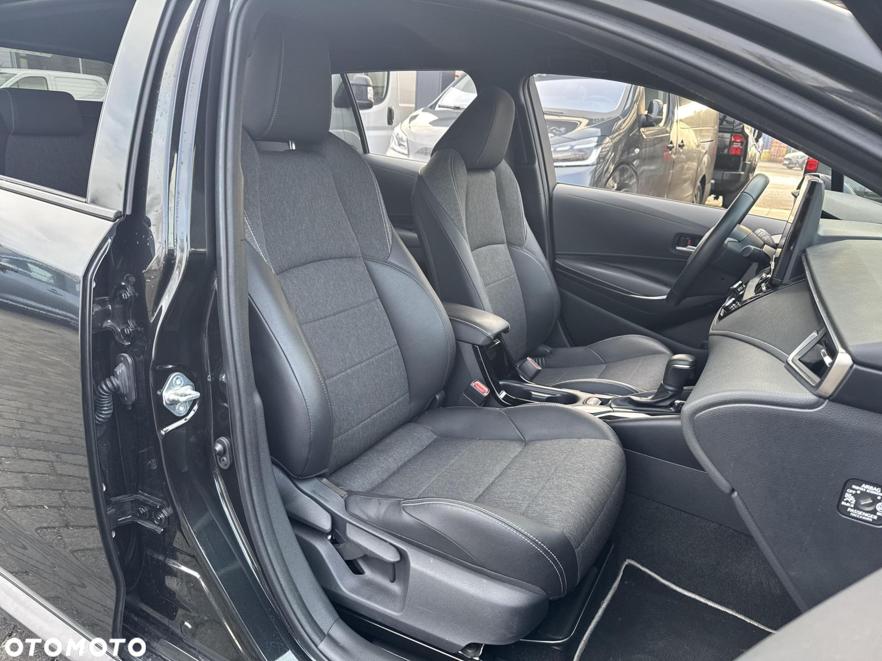 Toyota Corolla - 20