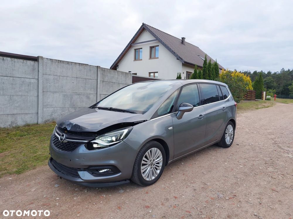 Opel Zafira - 3