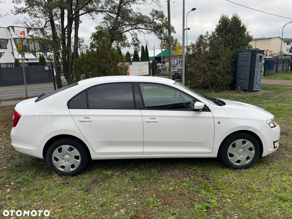 Skoda RAPID 1.6 TDI DPF Ambition Max - 21