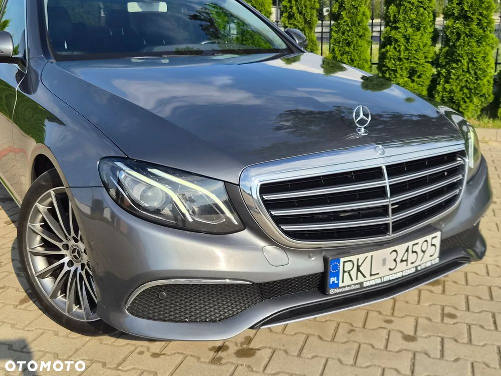 Mercedes-Benz Klasa E 220 d 9G-TRONIC - 30