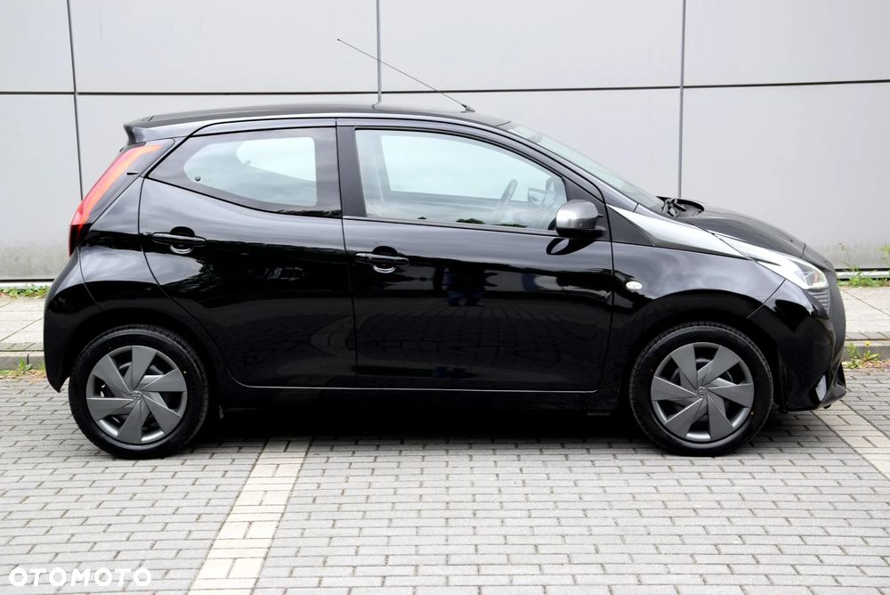 Toyota Aygo 1.0 VVT-i Color Edition - 10