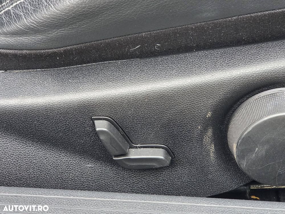 Mercedes-Benz C 180 BlueEFFICIENCY 7G-TRONIC - 25