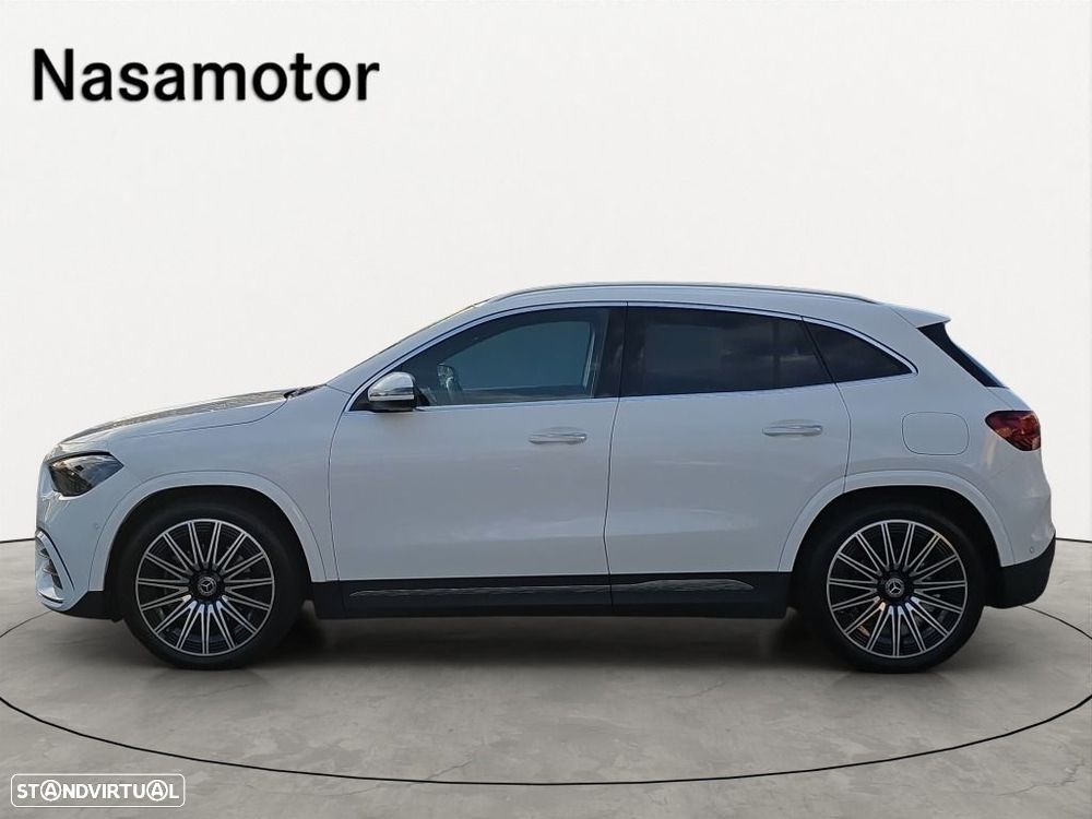 Mercedes-Benz GLA 180 - 4