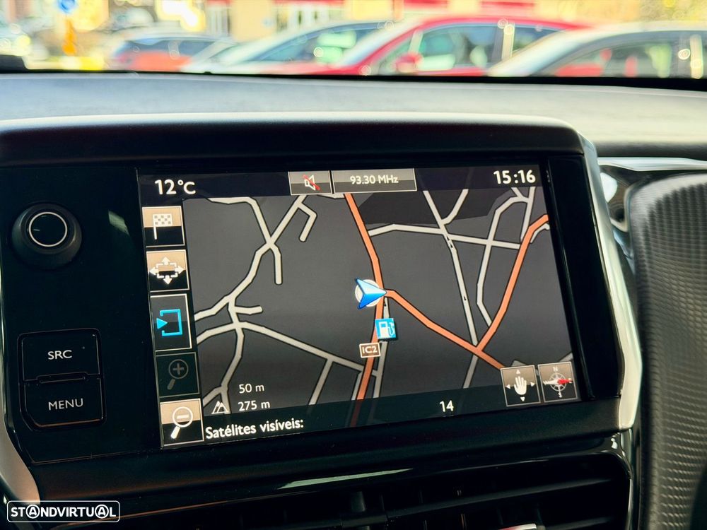 Peugeot 2008 1.2 PureTech Crossway - 27