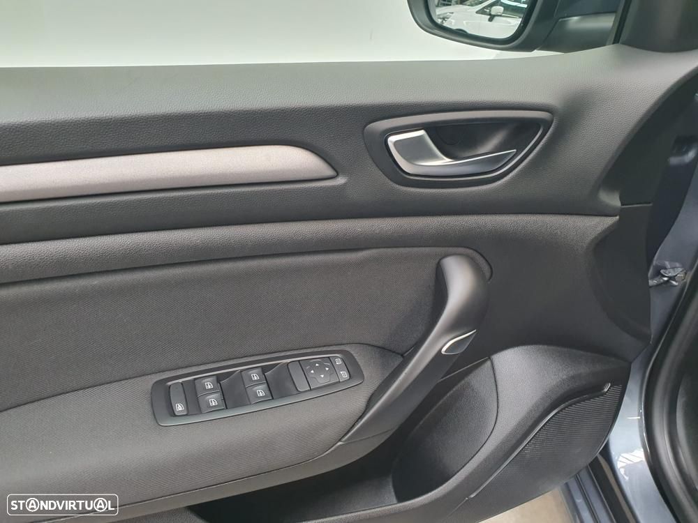 Renault Mégane 1.5 Blue dCi Zen - 23