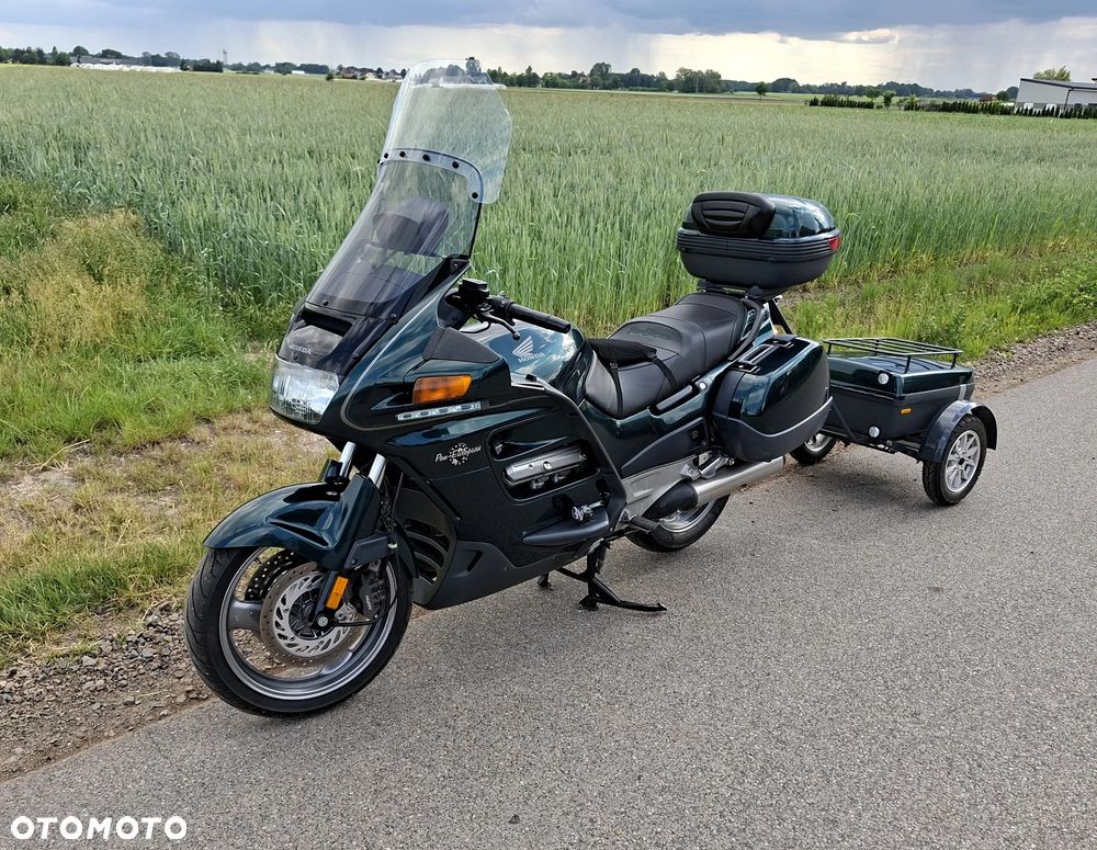 Honda ST - 1