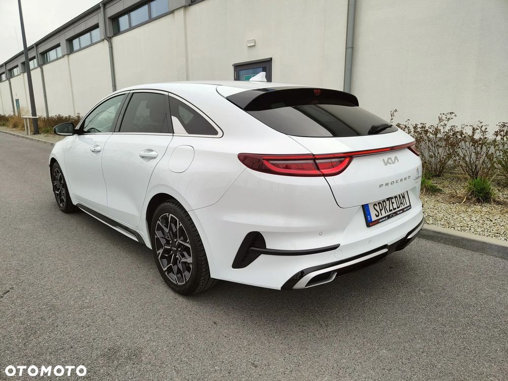 Kia ProCeed 1.5 T-GDI DCT7 OPF GT LINE - 6