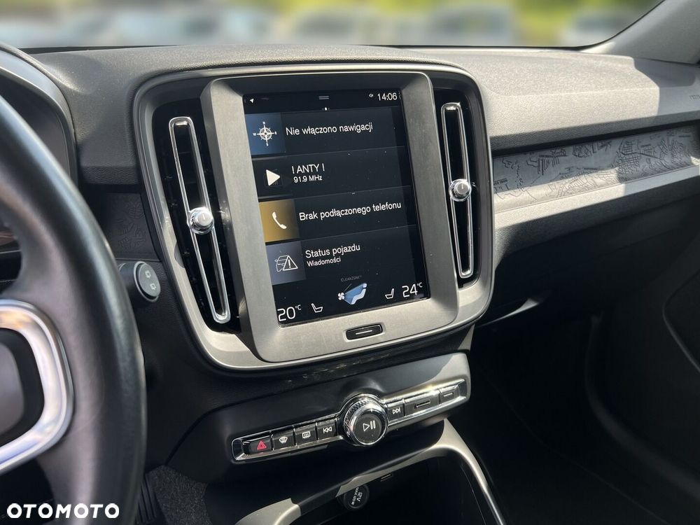Volvo XC 40 T3 Momentum - 15