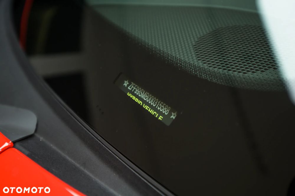 Ferrari 296 GTB - 36