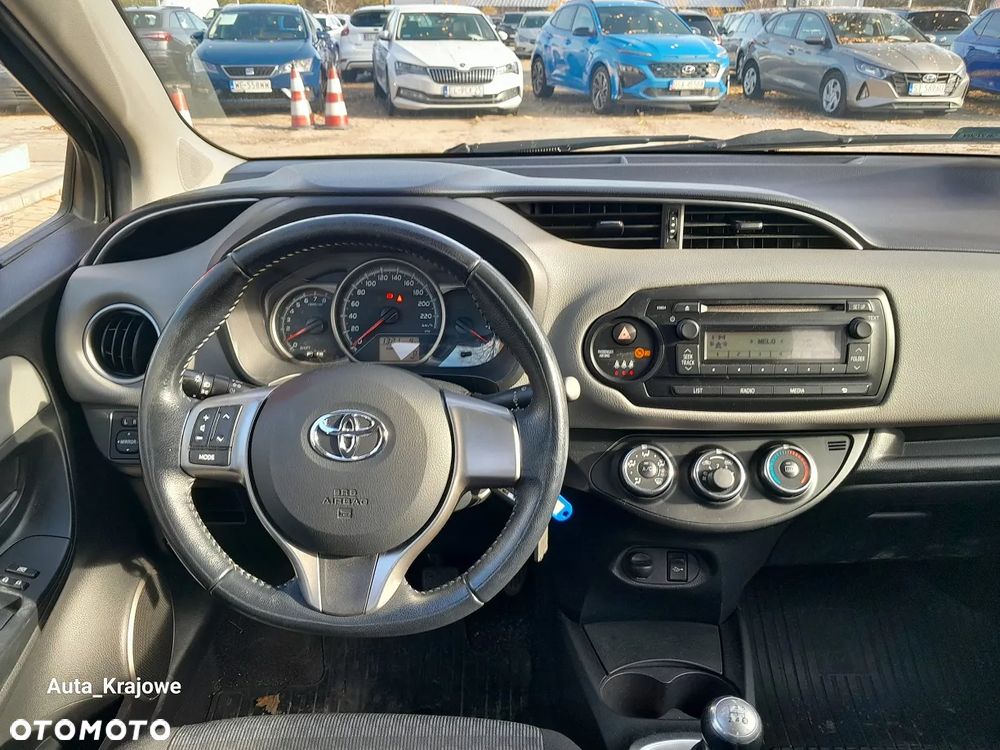Toyota Yaris 1.0 Active - 10