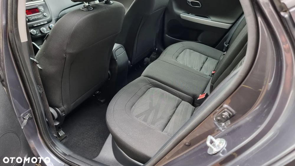 Kia Ceed 1.4 Smart Plus - 25