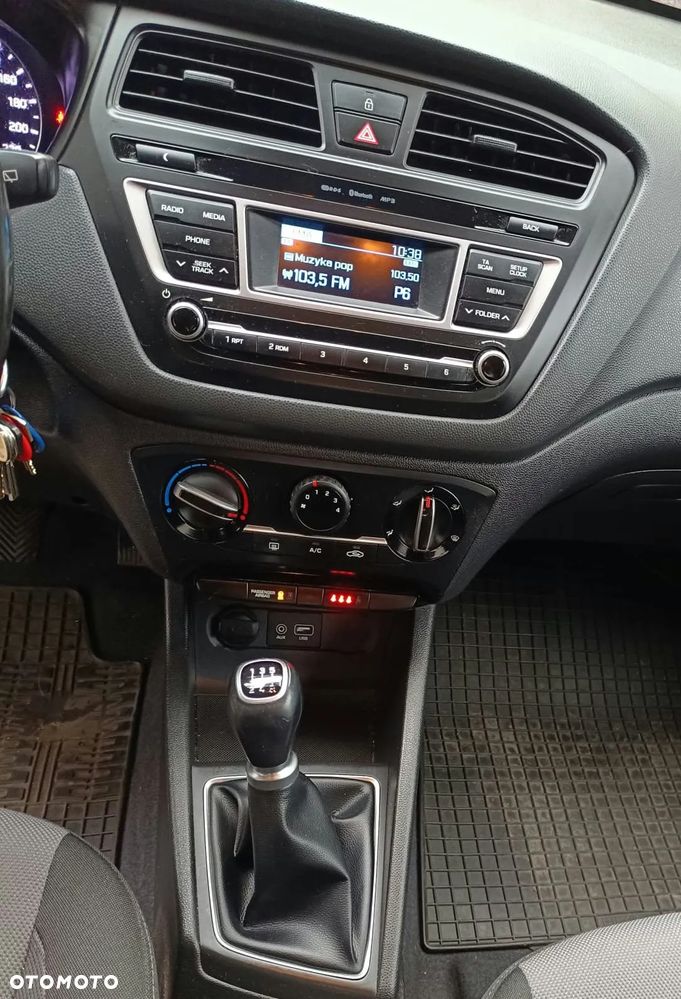 Hyundai I20 2017 photo 4