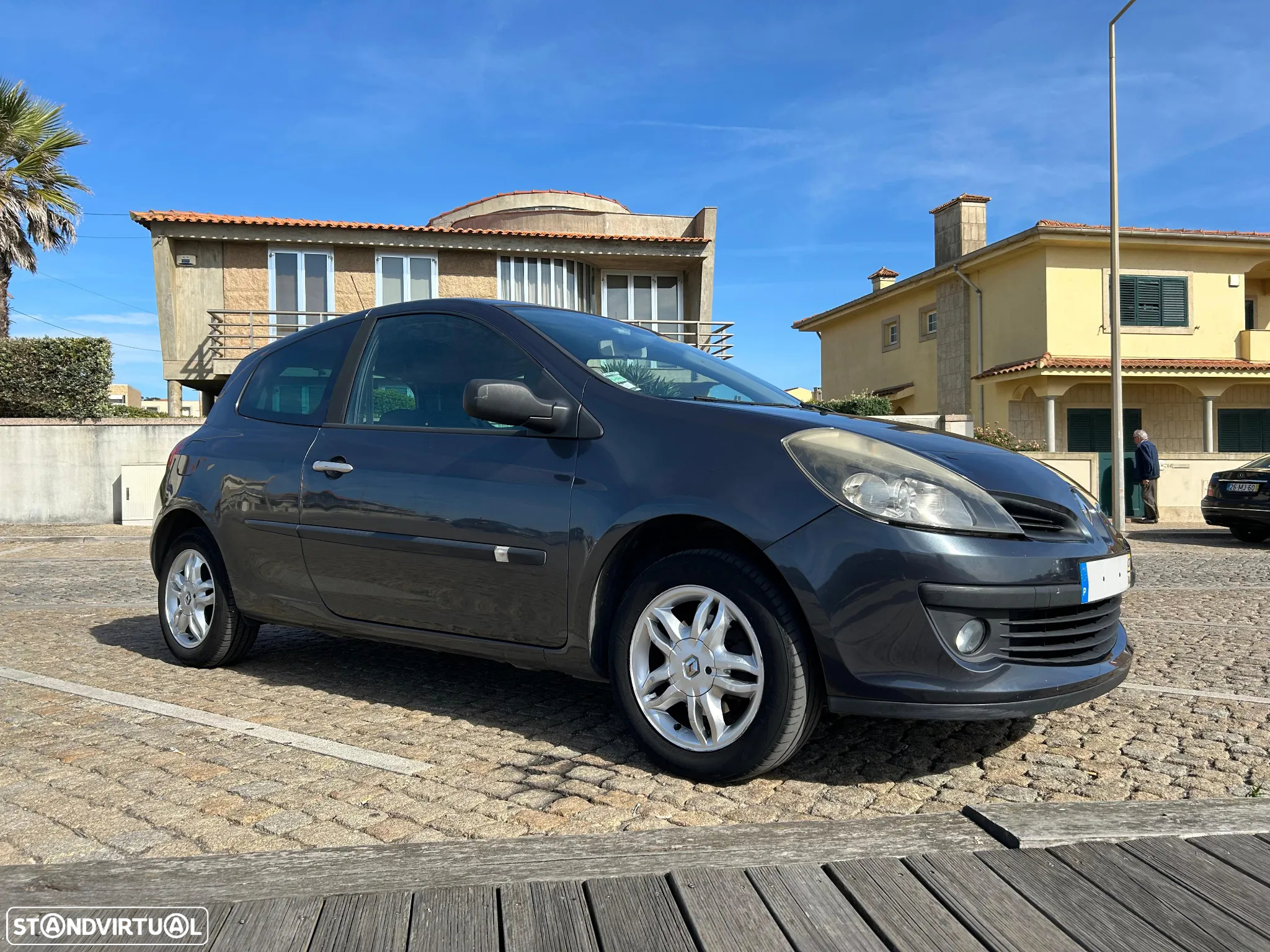 Renault Clio 1.2 16V Dynamique - 4