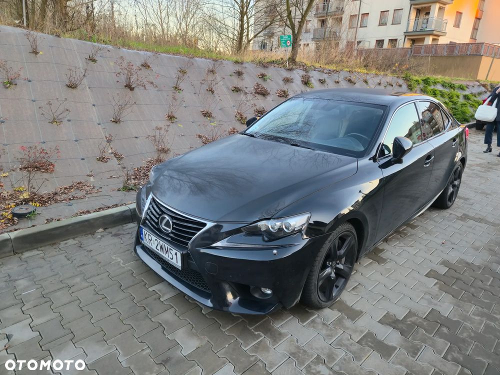 Lexus IS 200t / 300 Black - 3