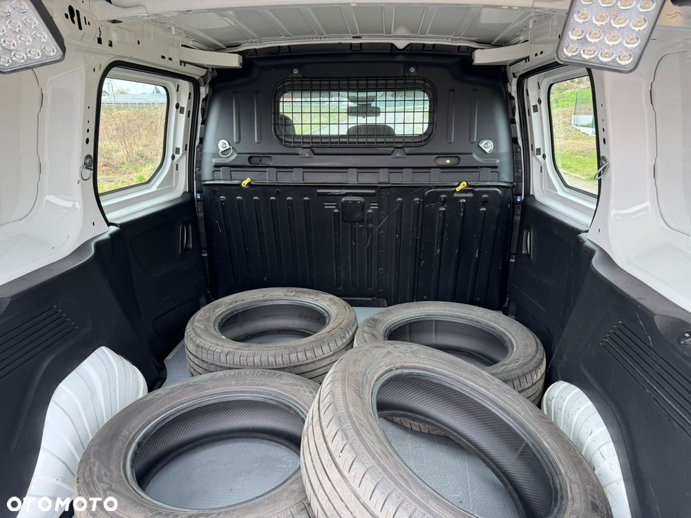 Peugeot PARTNER - 12