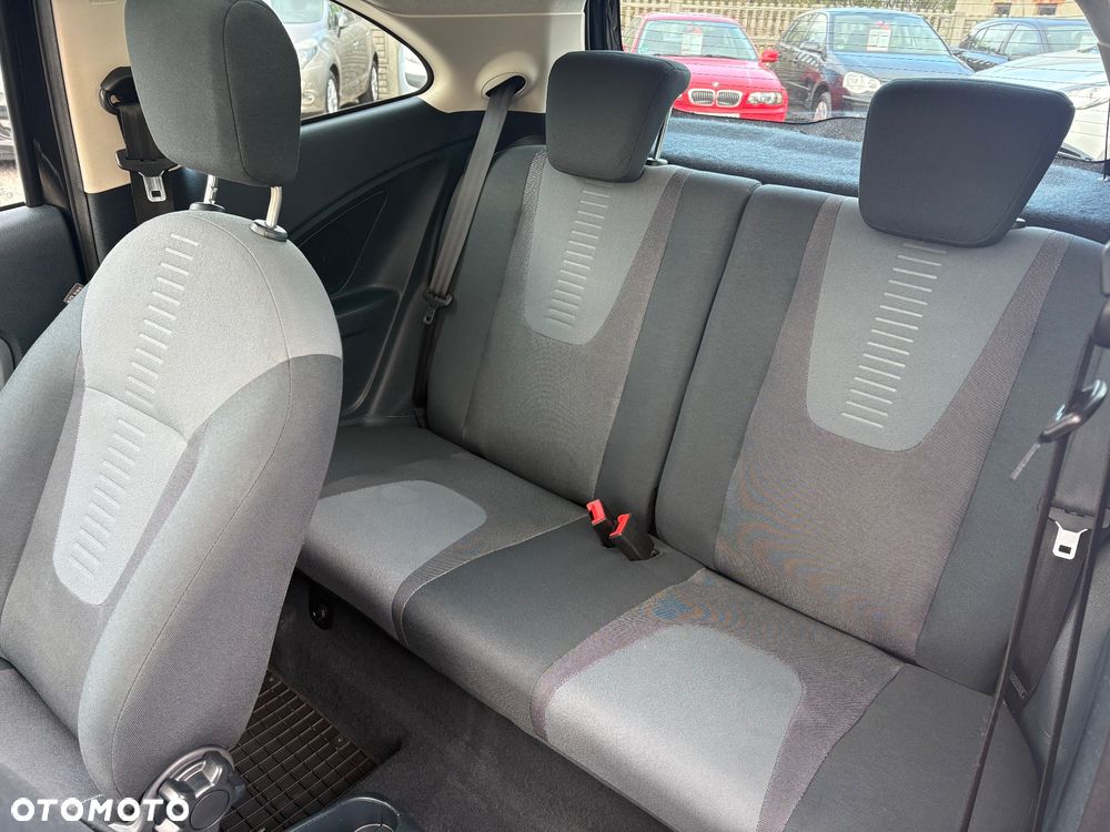 Ford KA 1.2 Concept+ - 23