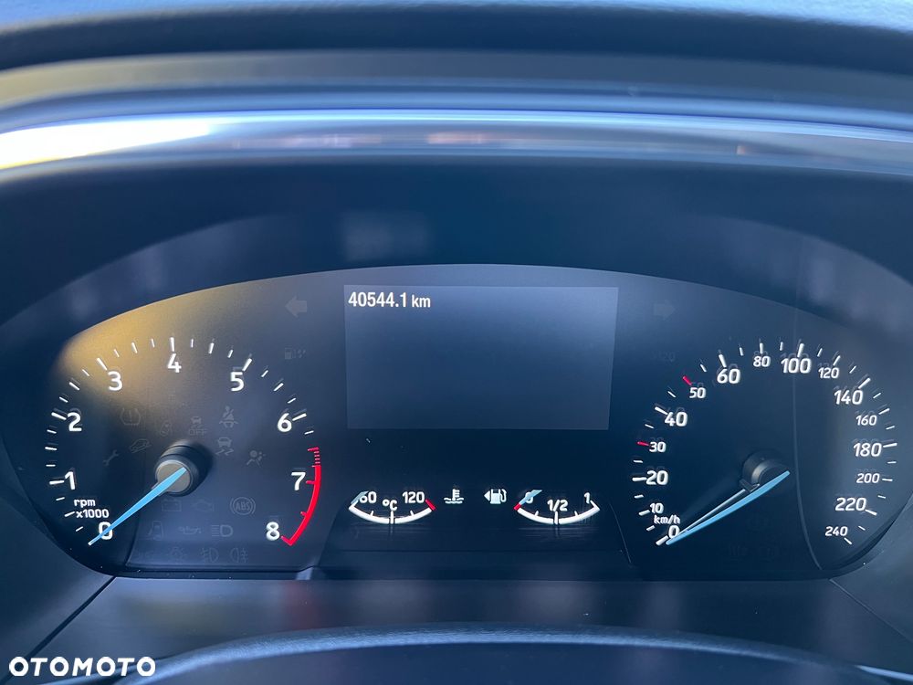 Ford Focus 1.0 EcoBoost Titanium Style - 39