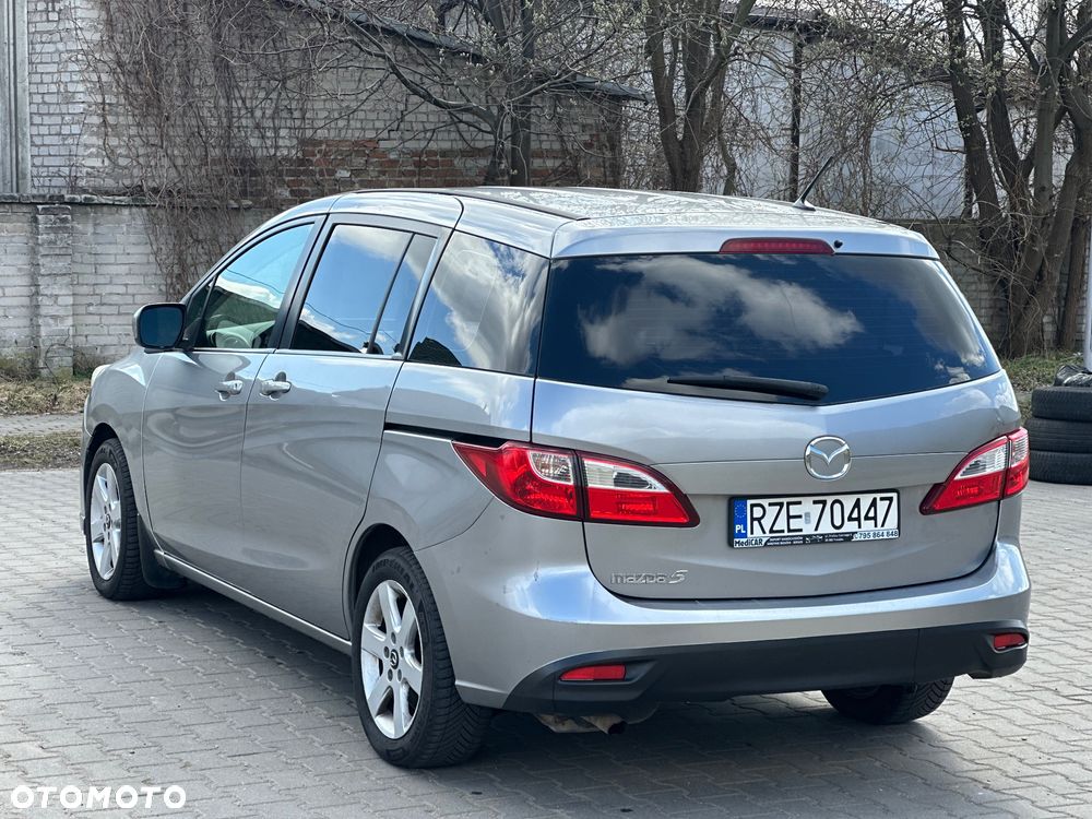 Mazda 5 - 4