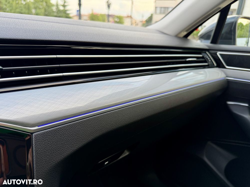 Volkswagen Passat 2.0 TDI SCR DSG Business - 24