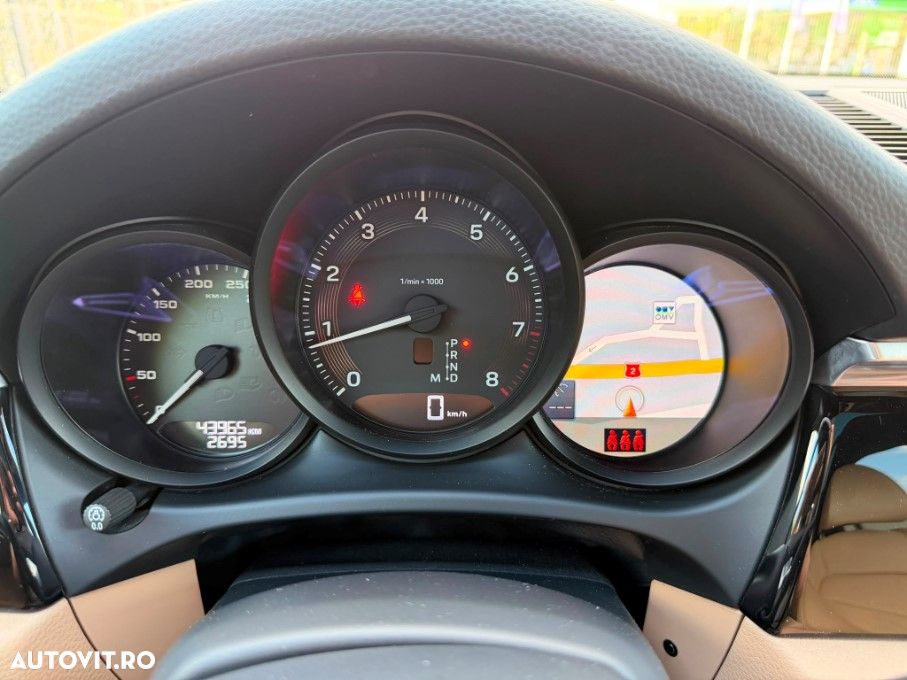 Porsche Macan T PDK - 24