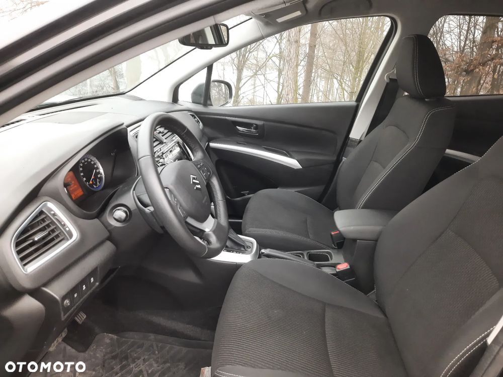 Suzuki SX4 S-Cross 1.0 T Premium - 9