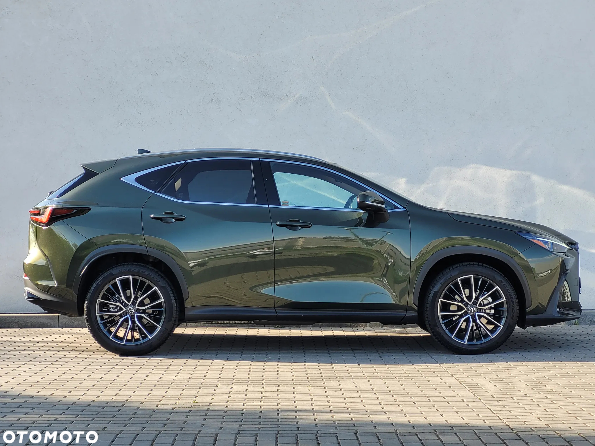 Lexus NX 350h Omotenashi AWD - 12